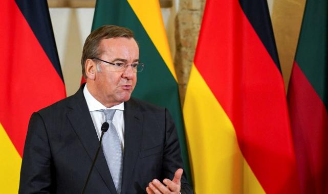 Almanya'da başbakan değişikliği söylentileri: Scholz'un yerine Pistorius gelebilir