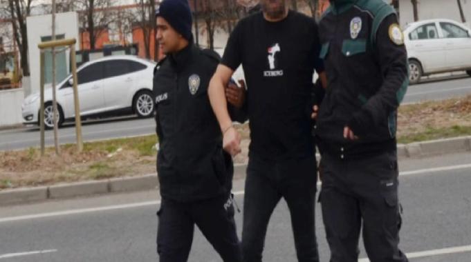 Ankara&#039;da eşini öldürmek için çıktığı yolda av tüfeği ile yakalandı