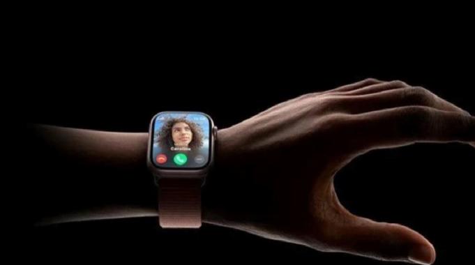 Apple&#039;dan yeni plan: Akıllı st yasağını tasarımla aşacak