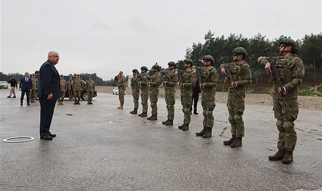 Bakan Güler, 8’inci Komando Tugay Komutanlığı’nı ziyaret etti