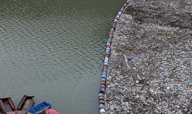 Bosna Hersek'teki Drina Nehri, ekolojik felaket sinyali veriyor