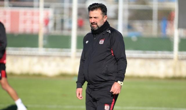 Bülent Uygun: Menajerler klasik su kurnazı gibidirler