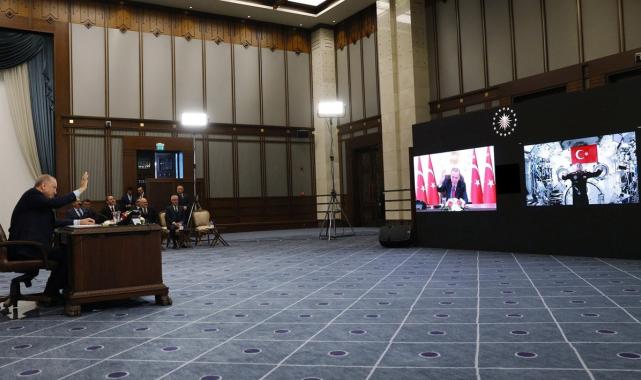 Cumhurbaşkanı Erdoğan, Uluslararası Uzay İstasyonu'ndaki Alper Gezeravcı'yla konuştu