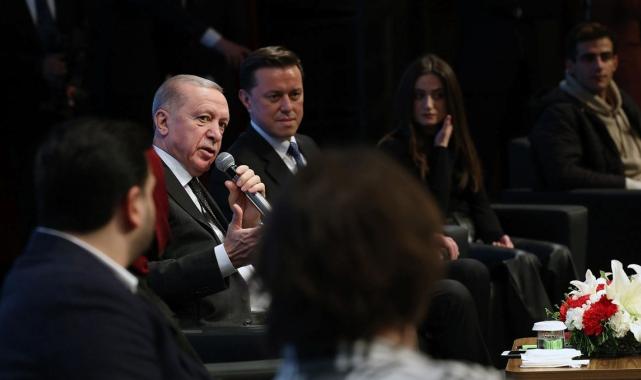 Cumhurbaşkanı Erdoğan'dan muhalefete 'turistik gezi' tepkisi