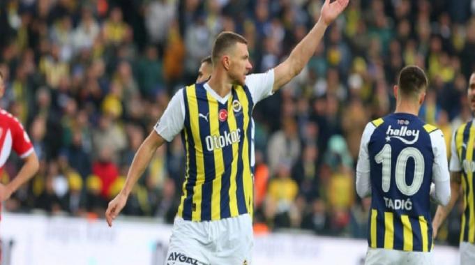 Edin Dzeko kendisini savundu: İsmail Kartal'a tepki göstermedim