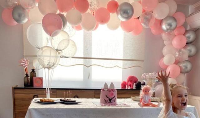 Ekin Ada'nın minik kalbini söktüler, tümörü temizleyip yerleştirdiler