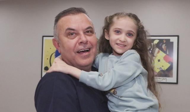 Ekin Ada'nın minik kalbini söktüler, tümörü temizleyip yerleştirdiler