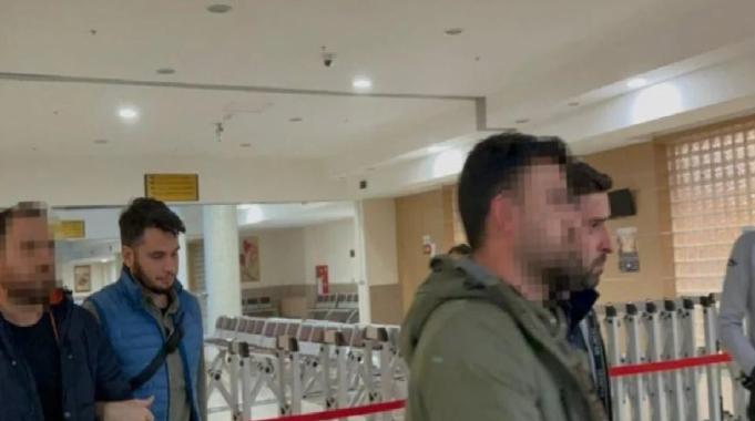 Eski milli futbolcu Oktay Derelioğlu'na darp iddiası: Sanıklar hakim karşısına çıktı