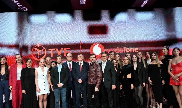 Esma Sultan'da 'Sultanlar'a özel gece