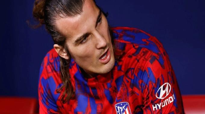 Fenerbahçe durmuyor! Yöneticiler Çağlar Söyüncü için İspanya'da