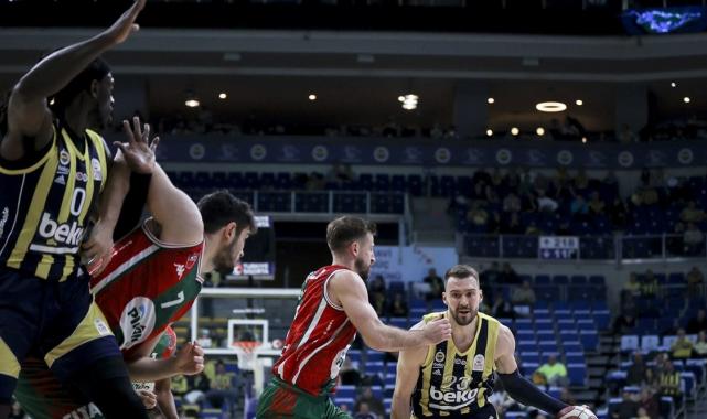 Fenerbahçe, Karşıyaka'yı rahat yendi