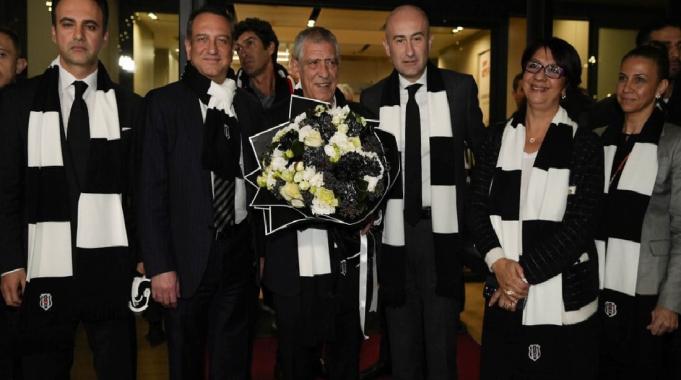 Fernando Santos kanunları: Yemekte cep telefonu yasak