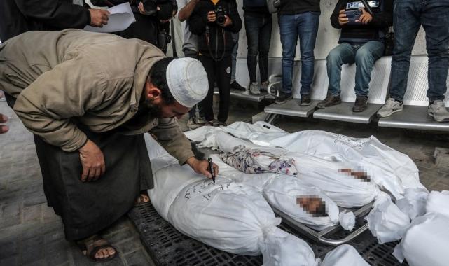 Gazze’de acı bilanço: Hayatını kaybedenlerin sayısı 23 bin 469’a ulaştı