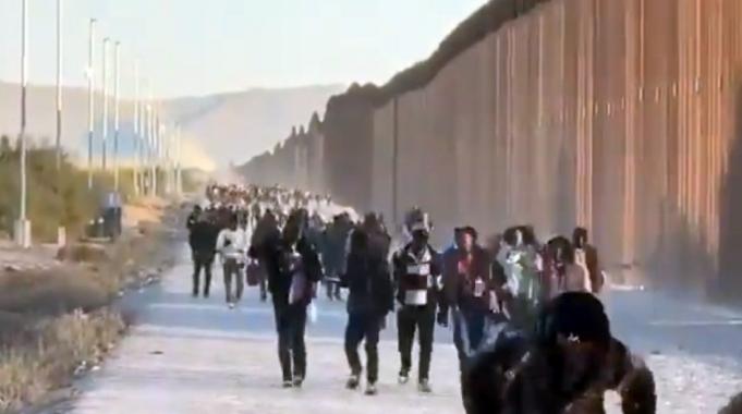 Göçmenler, ABD&#039;ye geçmeye çalışıyor