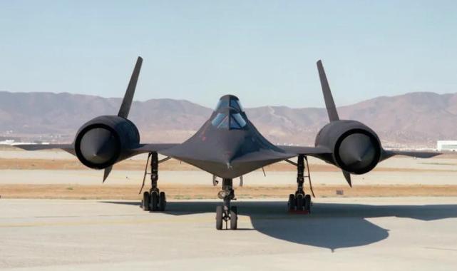 Gökyüzünün kralları: Dünyanın en hızlı 10 jeti ve öne çıkan özellikleri