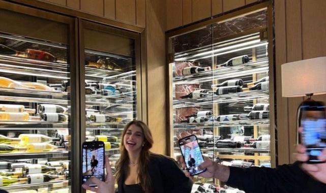 Hande Erçel’in ablası Gamze Erçel süper minisiyle sosyal medyayı salladı! Hande ablasına çekmiş…