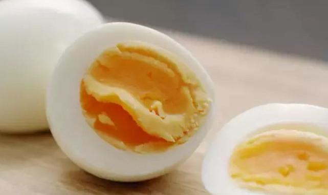 Her gün yumurta yiyenlere kötü haber! Verdiği zararı duyan bir daha ağzına sürmüyor