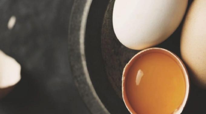 Her gün yumurta yiyenlere kötü haber! Verdiği zararı duyan bir daha ağzına sürmüyor