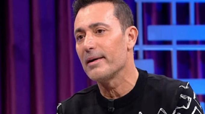 Hilafet bayrağı tartışmasına Mustafa Sandal da katıldı: "O kişi neden gözaltında değil?"