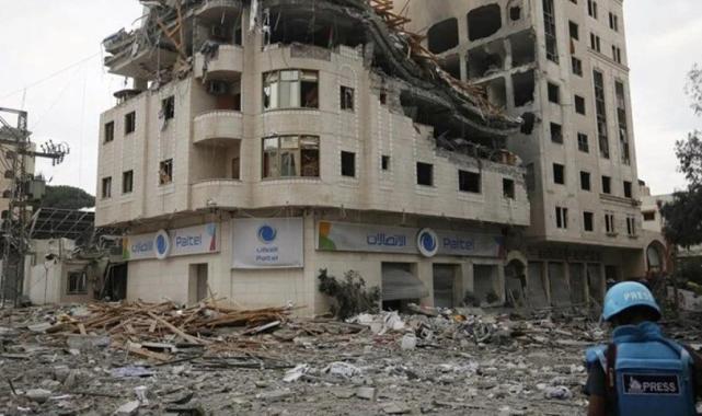 İsrail, Gazze'de 112 gazeteciyi öldürdü