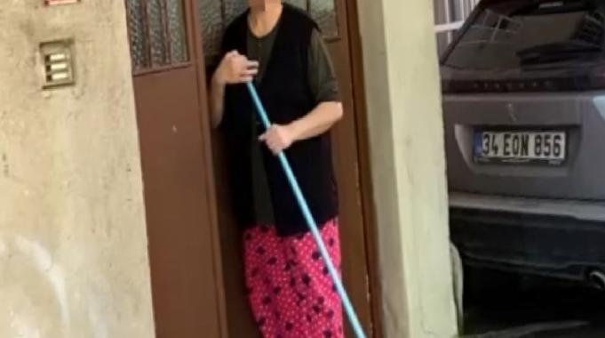 İstanbul Sarıyer&#039;de ev sahibi kadın, kiracısına evinden çıkması için sopayla saldırdı