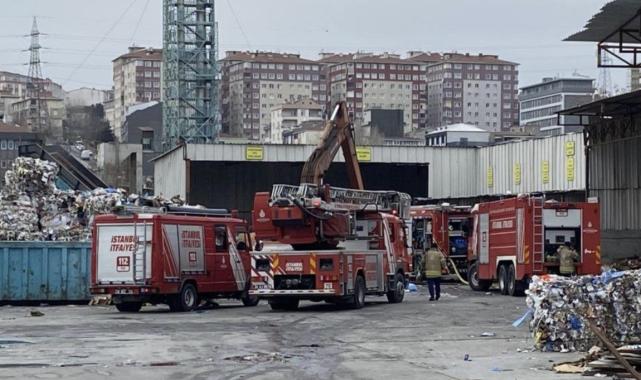 İstanbul'da korkutan yangın: 4 kişi yaralandı