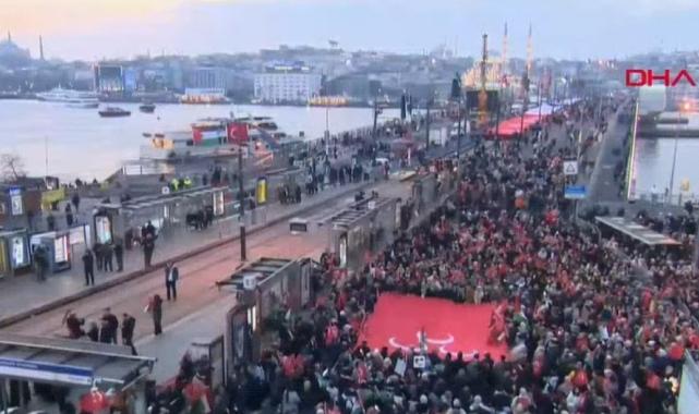 İstanbul'da tarihi yürüyüş! Binlerce vatandaş "Şehitlerimize rahmet Filistin'e destek" için bir arada