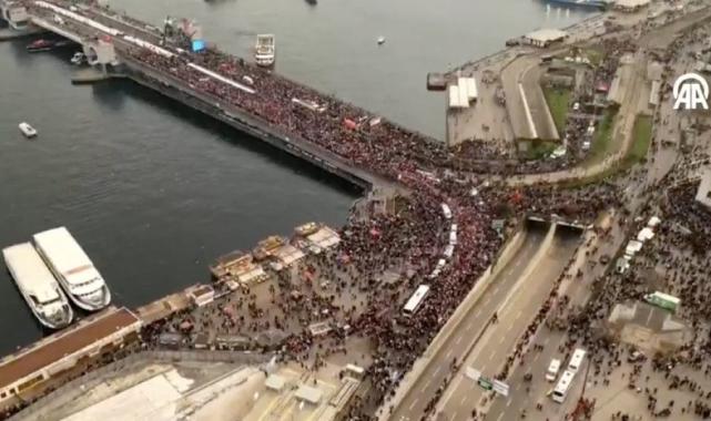 İstanbul'da tarihi yürüyüş! Binlerce vatandaş "Şehitlerimize rahmet Filistin'e destek" için bir arada