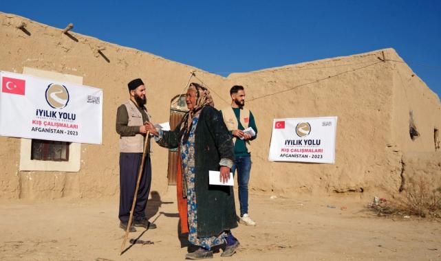 İyilik Yolu'ndan Afganistan'a insani yardım: 13 kalemde yardım yapıldı