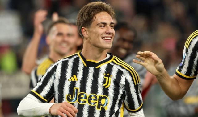 Kenan Yıldız ile Madison Beer aşk mı yaşıyor? Sosyal medya bu iddiayı konuşuyor...