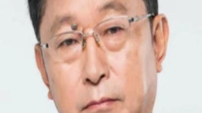 Mao Dun Edebiyat Ödülü'nü alan A LAİ'nin Toz Duman Dağılınca romanı