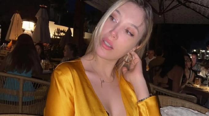 Mehmet Ali Erbil&#039;in kızı Yasmin Erbil içini döktü: &#039;Bana babalık yapmadı!&#039;