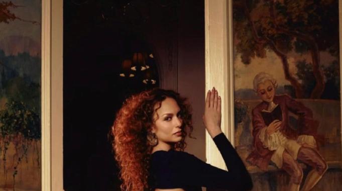 Oyuncu Nilperi Şahinkaya'dan samimi açıklamalar: Dil bilmek büyük avantaj