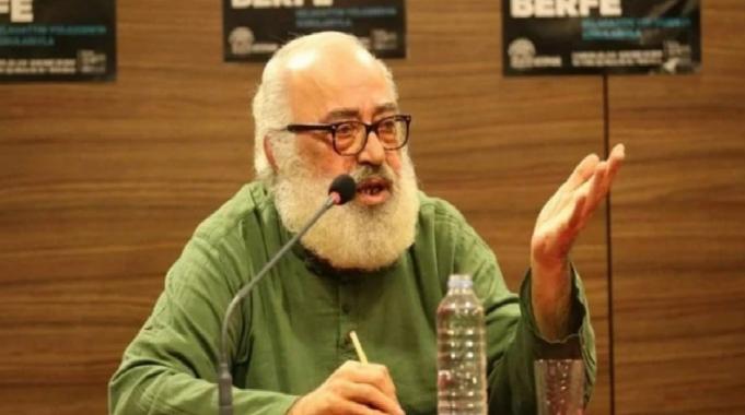 Şair ve yazar Süreyya Berfe hayatını kaybetti