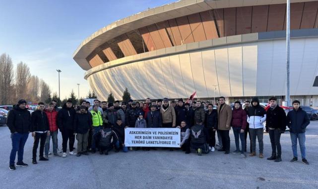 Şehit babası Evcin duygulandırdı: Kandil günü 9 şehitle konuştum