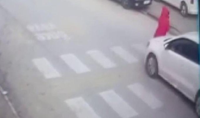 Adana'da yaya geçidinde araba çarpan küçük kız kusurlu sayıldı