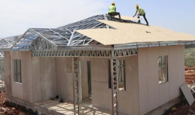 Deprem bölgesindeki çelik köy evleri 6 Şubat'ta teslim edilecek