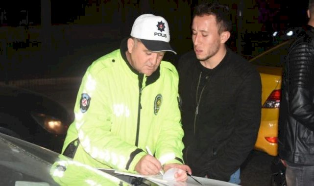 İzmir'de alkollü yakalanan sürücü: 'Cihaz arızalı ağabey'