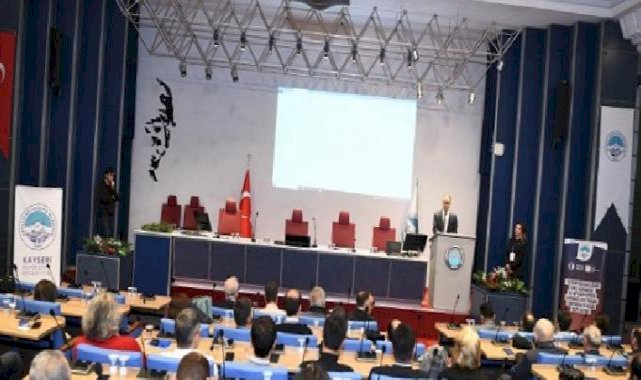 Kayseri Büyükşehir'den 'Deprem ve Hasar Tespit' eğitimi