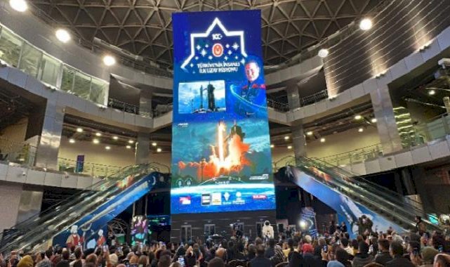 Konyalılar da tarihi ana şahitlik etti