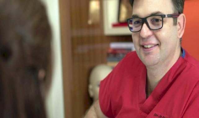 Opr. Dr. Cenk Melikoğlu, “Meme Estetiğinde Cerrahi Yöntemler” Hakkında Bilgi Verdi