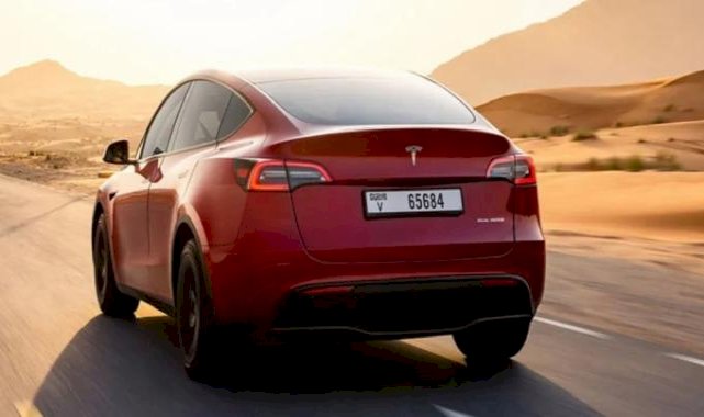 Tesla'dan rekor: 2023'te satılan araç sayısı belli oldu