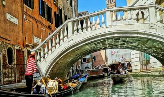 Venedik'e günübirlik gelen turistlerden ücret alınmasına yönelik portal açıldı