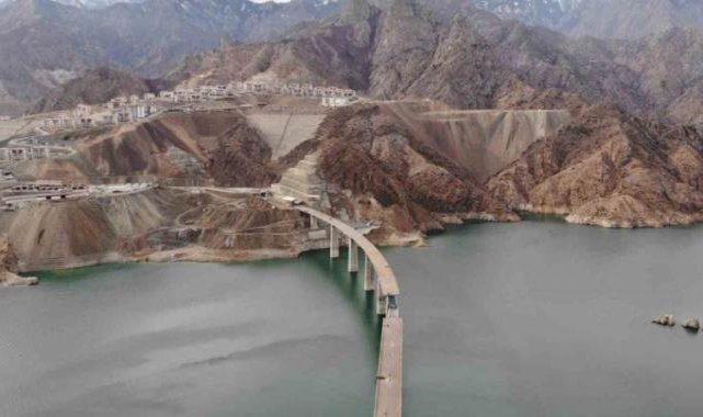 Yusufeli Viyadüğü'nde sona doğru... Mayıs ayında hizmete girecek