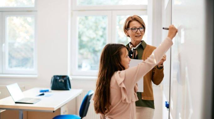 Tüm Kamu Çalışanları %15’lik Vergi Dilimine Sabitlenmeli