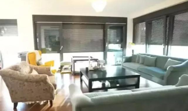 Ünlü şarkıcı Aynur Aydın lüks evini gösterdi! 20 kedisi var