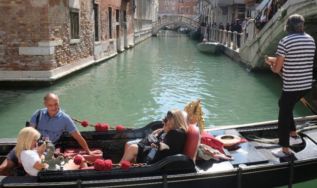 Venedik'e günübirlik gelen turistlerden ücret alınmasına yönelik portal açıldı