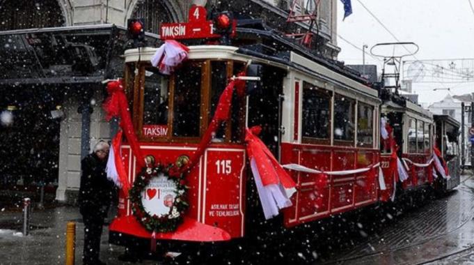 110 yıl önce İstanbul&#039;un raylı serüveni, elektrikli tramvay ile başladı