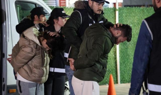 2,5 milyarlık vurgunda yakalanan Sedat Ocakçı ve eşi İzmir’de