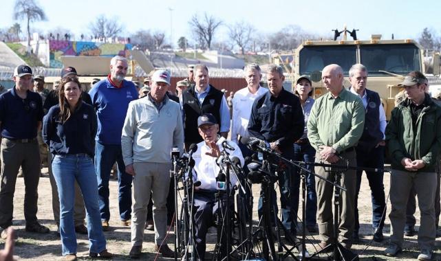 ABD'de sınır kriz büyüyor: 14 eyalet valisi Biden'a karşı gövde gösterisi yaptı